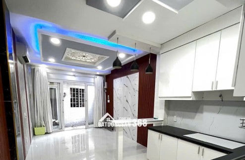 CHÍNH CHỦ CẦN BÁN NHANH GẤP NHÀ HẺM MỚI HOÀN TOÀN CHÁNH HƯNG  P10 Q8