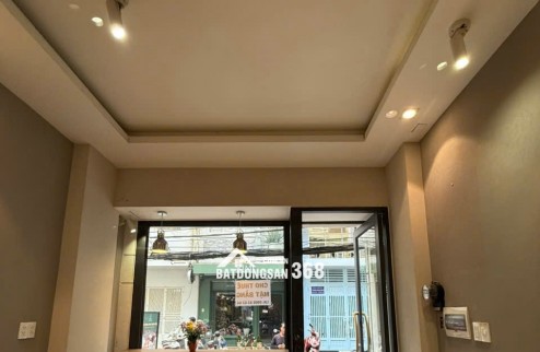 Cho thuê mặt bằng 150/31 Nguyễn Trãi Quận 1 siêu đẹp