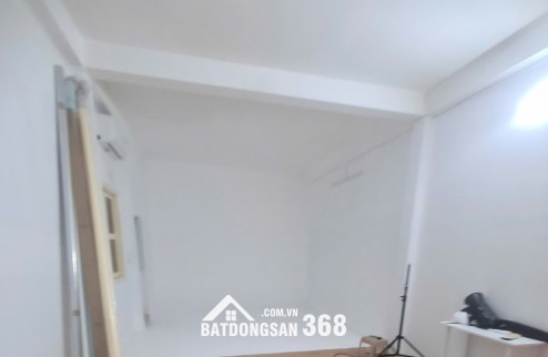 Cho thuê phòng làm việc 50m2 lầu 1 tiện làm editor, designer, quay SP