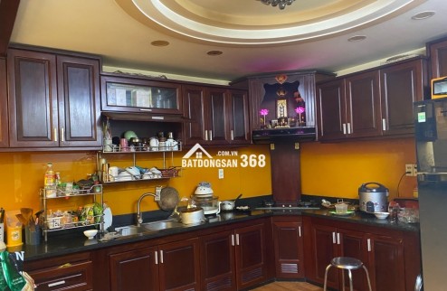 BÁN GẤP NHÀ MẶT TIỀN KHỦNG – NGANG 9M – 3 TẦNG + SÂN THƯỢNG – PHÙ HỢP KINH DOANH & VĂN PHÒNG