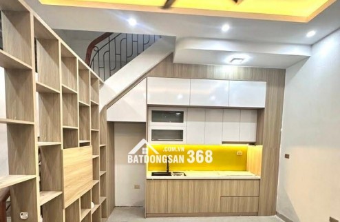 BÁN NHÀ HOÀNG HOA THÁM - HƠN 6 TỶ - MT 5M