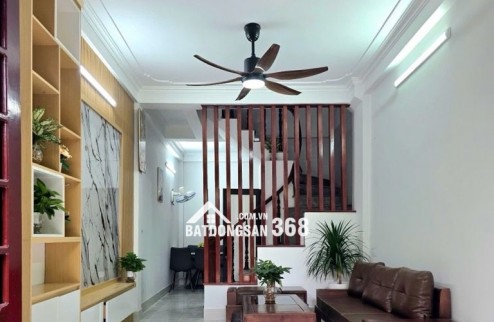 NGÔ QUYỀN-hà đông-31m2-7,6 tỷ-oto nhỏ đỗ cửa