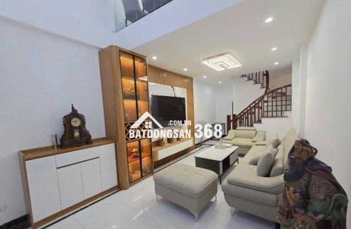 Bán nhà Thạch Bàn, gần AEON, 53m2, không gian sống yên bình, 5.95 tỷ