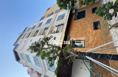 PHÂN LÔ VỈA HÈ - LÔ GÓC VIP - Ô TÔ TRÁNH - KHU VIP - TĐC TU HOÀNG - NHÀ ĐẸP LONG LANH - THANG MÁY - ĐỦ GPXD, PCCC