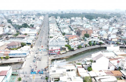 Cần bán 16 nhà phố 4,5 tấm giá chỉ 6,6 tỷ/căn đang xây bao hoàn công