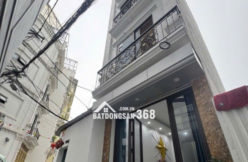 Bán Nhà Bắc Từ Liêm, Ô Tô Đỗ Cửa, 5 Tầng, Diện Tích 30M2 Giá 6,3 Tỷ( Có Thương Lượng)