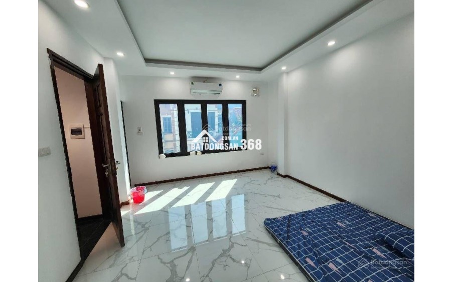 Bán nhà Thi Sách 35m 5 tầng thang máy, gần oto chỉ 12,x tỷ đồng