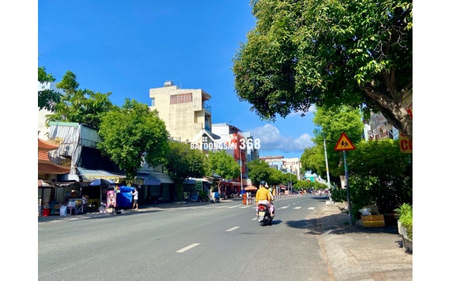 MẶT TIỀN KINH DOANH 5 TẦNG ĐƯỜNG NGUYỄN SƠN - KHU VIP KHÔNG VƯỚN CON LƯƠNG - DTSD 88M2 - 3PN - 3WC - TẶNG FULL NỘI THẤT - GIÁ 9 TỶ TL.,