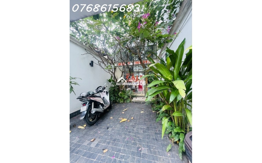 Bán mặt tiền KD gần bên Gigamall Phạm Văn Đồng, 2 tầng, 90m2, đường 12m, sổ hồng, giá 13 tỷ TL