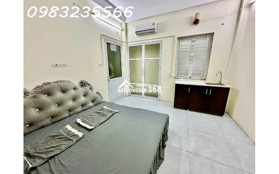 Bán nhà hiếm, Bắc Từ Liêm, lô góc 3 mặt thoáng, ô tô đỗ cửa, ở sướng, giá mê, ngay Học viện Tài Chính