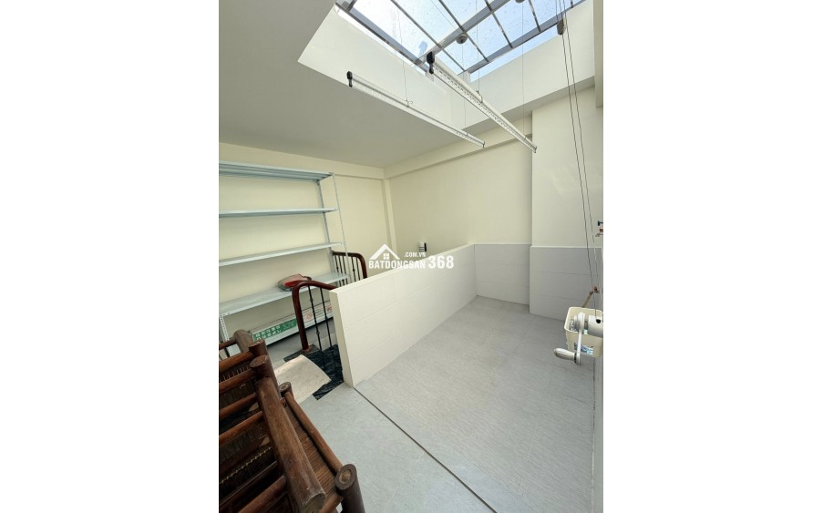 BÁN NHÀ CẦU GIẤYNGÕ THÔNG ĐẸP KHÔNG TÌ VẾT 36M 5 TẦNG LÔ GÓC 9.1 TỶ