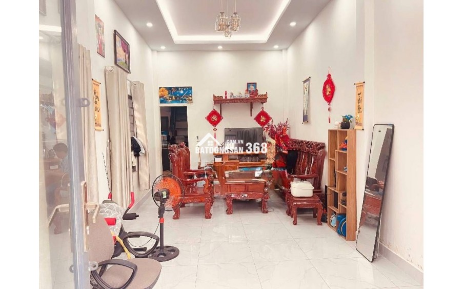 Bán nhà Tăng Nhơn Phú B,  Quận 9 , 63m2  , ngang 5m Giá chỉ  4 Tỷ 750  TL