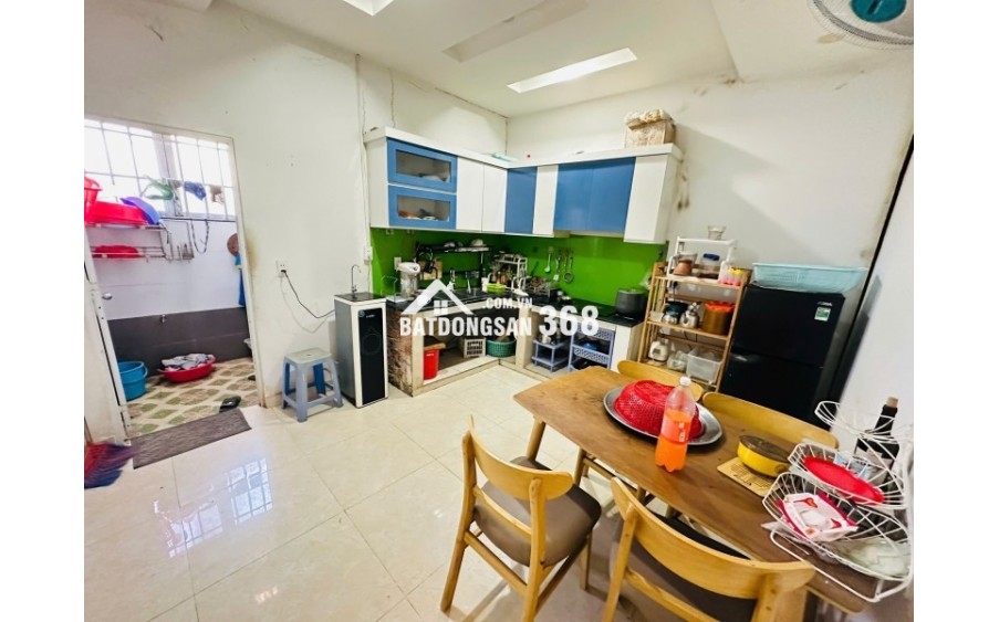 Bán nhà đường số 9, Phường Linh Tây, Thủ Đức, TP HCM. DT 76m2, cấp 4,  sổ hồng,  Giá 4.1 tỷ