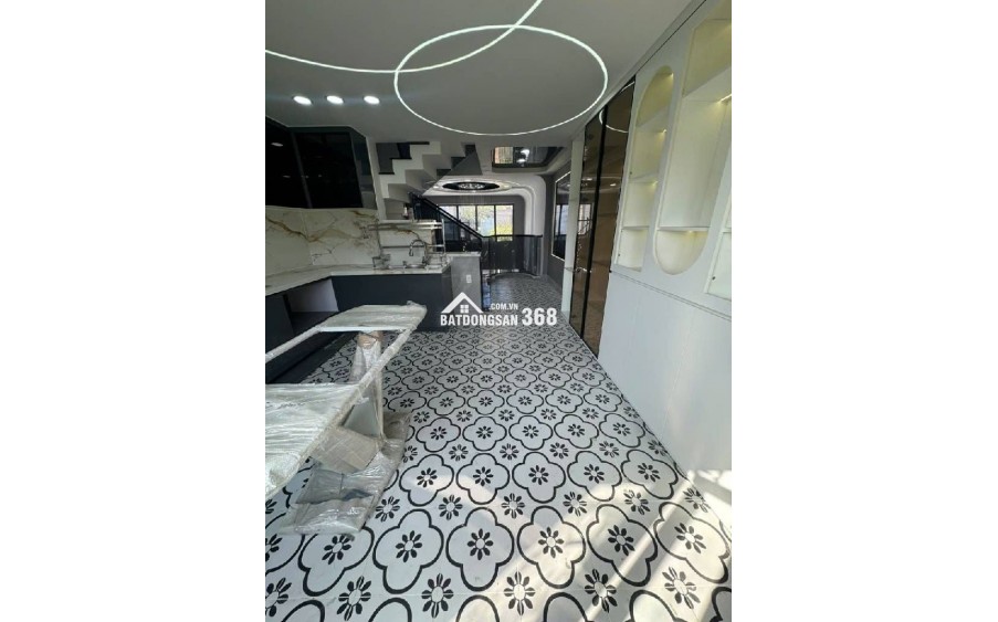 Bán nhà 55m2*5 tầng , HXH 8m , Nguyễn Duy Trinh , Long Trường , Q9 , Giá 6 Tỷ 500 TL