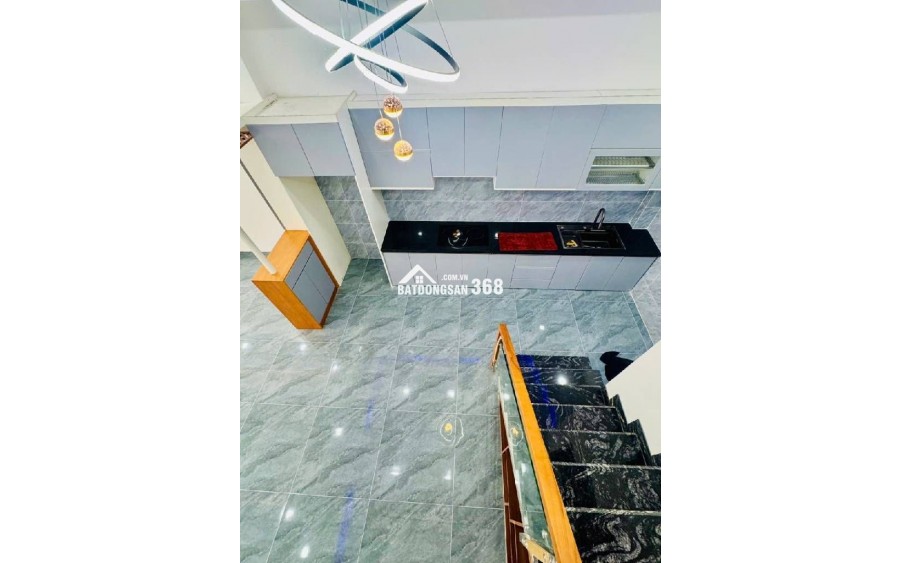 Bán nhà 50m2 * 4 tầng  , HXH đường 8m , Lã Xuân Oai , Long Trường , Q9 , Giá chỉ 6 Tỷ TL