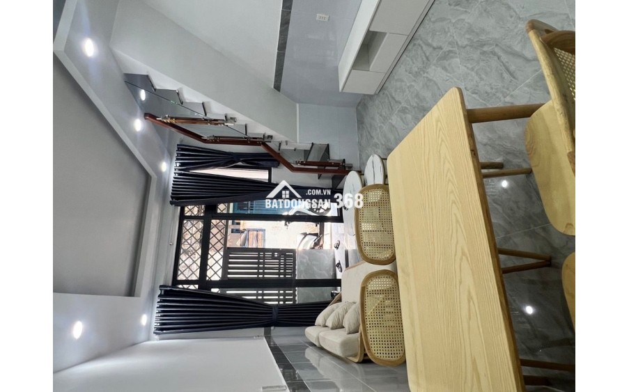 Bán nhà  gần ga Metro  , Phước Long B  , Quận 9 , Sổ riêng , Giá chỉ 4 Tỷ