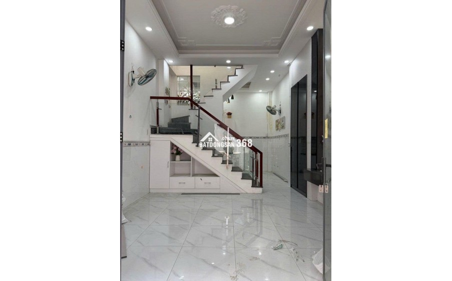 GÒ VẤP - NHÀ ĐANG TRONG THỜI GIAN LÊN NỘI THẤT ĐẸP - KHÁCH MUA CHỈ VIỆC DỌN VÀO Ở.