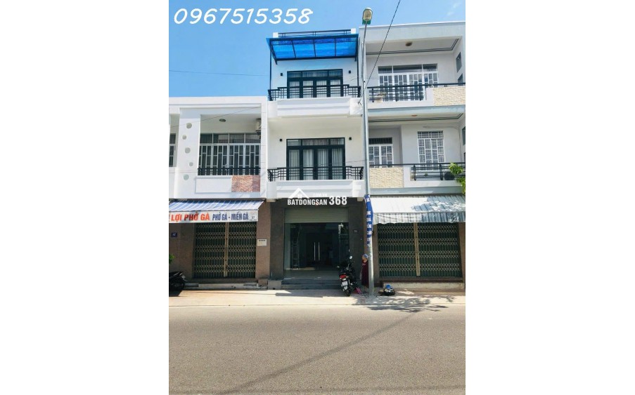 Nhà mặt đường Cửu Long 3 tầng, kinh doanh cực tốt