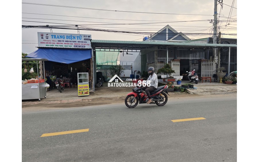 Bán lô đất thổ mặt tiền tỉnh lộ 833 giá 2 tỷ