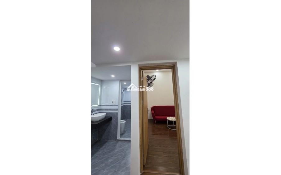 Bán căn nhà phố Đào tấn chính chủ, diện tích rộng, đủ công năng, giá 5.4 tỷ