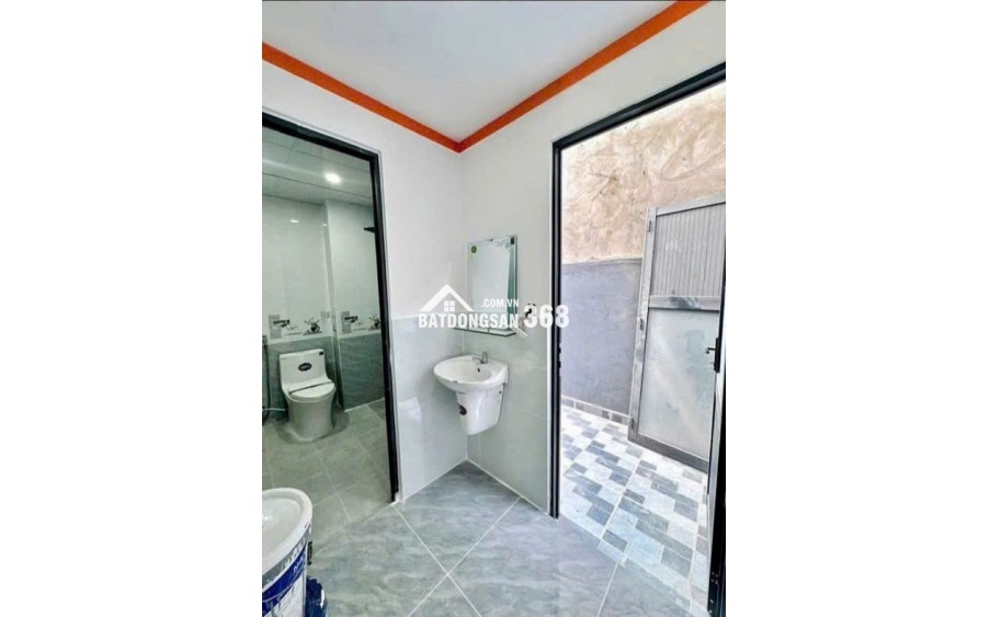 Bán gấp nhà mới xây gần cầu bạch đằng tân uyên – cần tiền xoay việc  100m² – Sổ hồng riêng – Thổ cư 100%