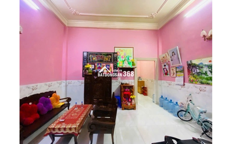 Bán nhà ngõ Thống Nhất, Gò Vấp: 100m2, 2 tầng, 6PN, sổ hồng, giá 8.6 tỷ - Cơ hội an cư lý tưởng, tiện ích đầy đủ!