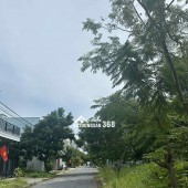 Bán lô đất đường HOÀ PHÚ 11 - gần Công Viên thoáng mát .Dt 100m2 giá 5ty190 LH 0942992361