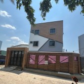 NHÀ GÓC 2 MẶT TIỀN – SÁT CHỢ THẠNH XUÂN