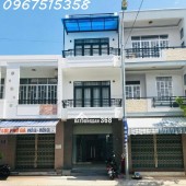 Nhà mặt đường Cửu Long 3 tầng, kinh doanh cực tốt