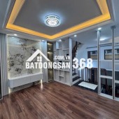 BÁN NHÀ 5 TẦNG NGỌC HỒI 40M NHÀ MỚI Ở NGAY, GẦN TRƯỜNG, CHỢ TIỆN ÍCH BẠT NGÀN