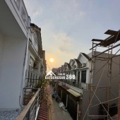 Cần bán gấp nhà TL37 – Nhà đẹp ở ngay, xe hơi trước nhà