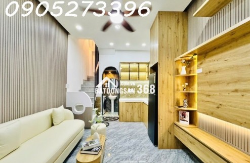 SIÊU HIẾM - PHÚ NHUẬN - GIÁP QUẬN 3 - NHÀ 4 TẦNG MỚI ĐẸP FULL NỘI THẤT Ở LUÔN - DTSD > 50M2 - CHỈ 4.5 TỶ.