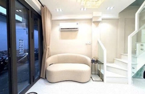 NHÀ GẦN NGÃ TƯ HÀNG XANH - ĐINH BỘ LĨNH THÔNG XÔ VIẾT NGHỆ TĨNH - 28M2 - 5.4 TỶ Đinh Bộ Lĩnh, , Bình Thạnh, Bình Thạnh