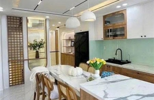 SIÊU PHẨM 5 TẦNG XÂY MỚI - ĐƯỜNG 2 Ô TÔ TRÁNH - TẶNG FULL NỘI THẤT - 52M2 - 8 TỶ!!