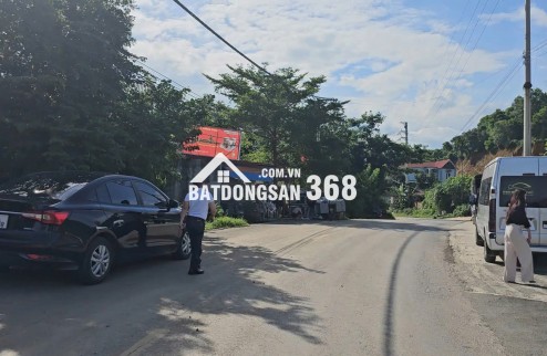 TRUNG TÂM TÂN XÃ, CÁCH HỒ 300M, 3 ÔTÔ TRÁNH, ĐỐI DIỆN ĐH FPT, ĐHQG, NGAY TUYẾN METRO, 119M