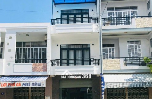 Nhà mặt đường Cửu Long 3 tầng, kinh doanh cực tốt