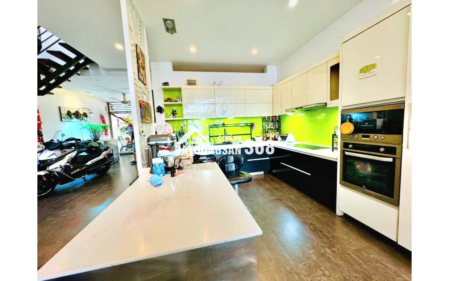 Bán Biệt Thự Giá Rẻ Khu Kiều Đàm, 199m2, 7.4x27, 3 Tầng, Chỉ 25 tỷ 9, Tân Hưng, Quận 7