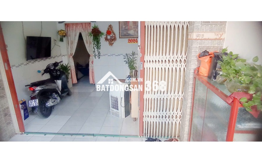 bán nhà gấp, sẵn sàng mọi giao dich