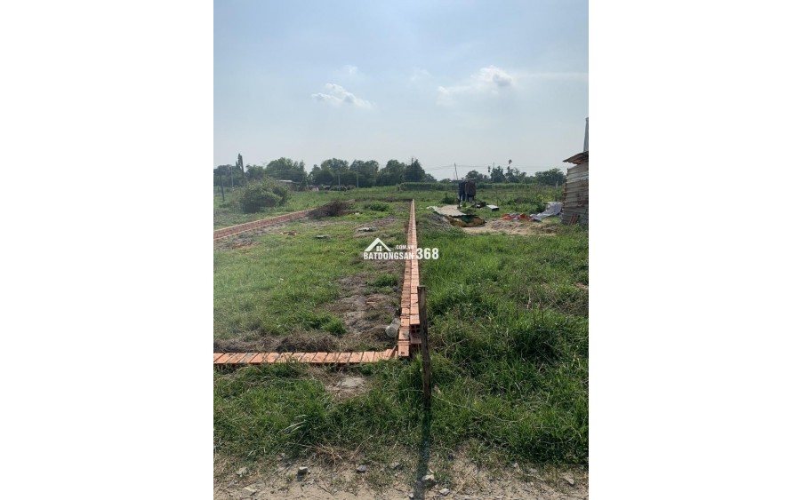 LÔ ĐẤT ĐẸP XE HƠI TỚI ĐẤT NGAY PHÚ SINH CÁT TƯỜNG - GẦN KHU CÔNG NGHIỆP ĐỨC HOÀ.ĐỨC LẬP HẠ LONG AN - GẦN CHỢ MỸ HẠNH BẮC TRƯỜNG HỌC MỸ HẠNH