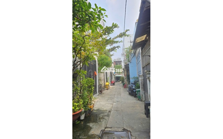 NHÀ CHÍNH CHỦ-SONG HÀNH TRƯỜNG CHINH GIÁP GÒ VẤP GIÁP NHÀ GA T3-DT:68m2 ( 4m X 17m)4 PN, HẺM 3.5M, SÁT MẶT TIỀN