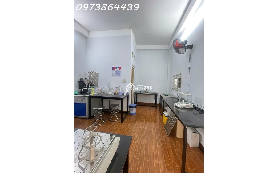 HẺM XE HƠI THÔNG LÂM THỊ HỐ - VÀI BƯỚC CHÂN RA ĐƯỜNG XE TẢI TRÁNH - NHÀ 3 TẦNG ĐÚC KIÊN CỐ VÀO Ở NGAY 60M2 - CHỈ 4.5 TỶTL