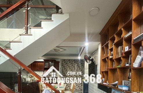 NHÀ CHÍNH CHỦ-SONG HÀNH TRƯỜNG CHINH GIÁP GÒ VẤP GIÁP NHÀ GA T3-DT:68m2 ( 4m X 17m)4 PN, HẺM 3.5M, SÁT MẶT TIỀN