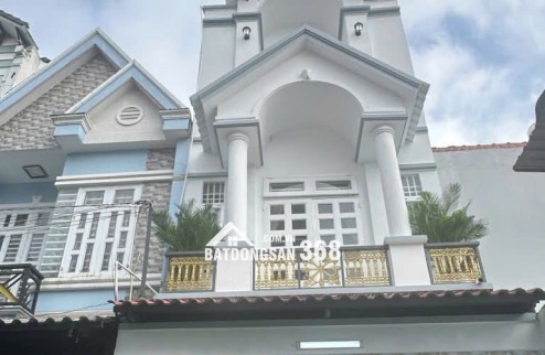 NHÀ BÁN THUẬN QUẬN 12 - GIÁP SONG HÀNH, TRƯỜNG CHINH.
QUA TÂN BÌNH CHỈ VÀI PHÚT NHÀ 4 TẦNG BTCT VÀO Ở NGAY.