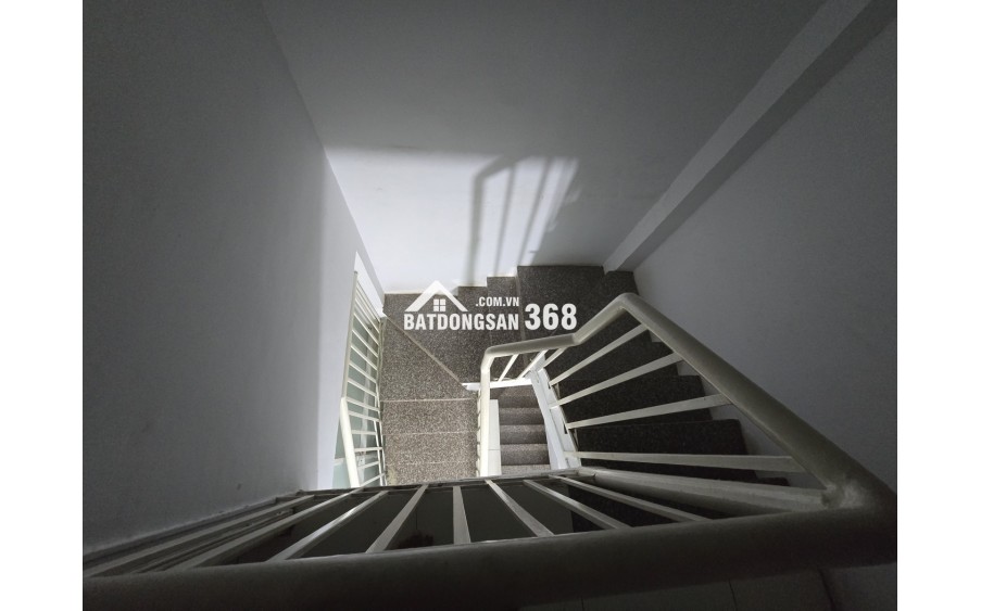 2.7 Tỷ - Nhà 3 Tầng Linh Xuân - Hẻm Xe Tải