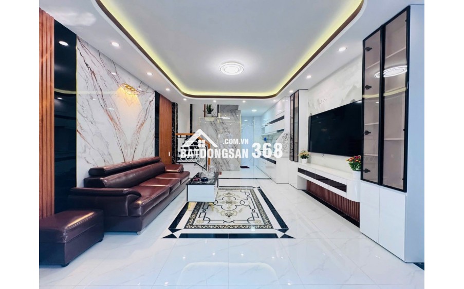  NGAY PHẠM VĂN ĐỒNG - 5 TẦNG BTCT - 33M2 - 5' TỚI SÂN BAY - CÔNG VIÊN GIA ĐỊNH - SỔ VUÔNG A4 - NHĨNH 6TỶ THƯƠNG LƯỢNG