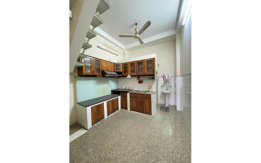 BÁN NHÀ 3 TẦNG MẶT TIỀN ĐƯỜNG 6M NGAY CHỢ TÂN PHÚ giá nhỉnh 7 Tỷ