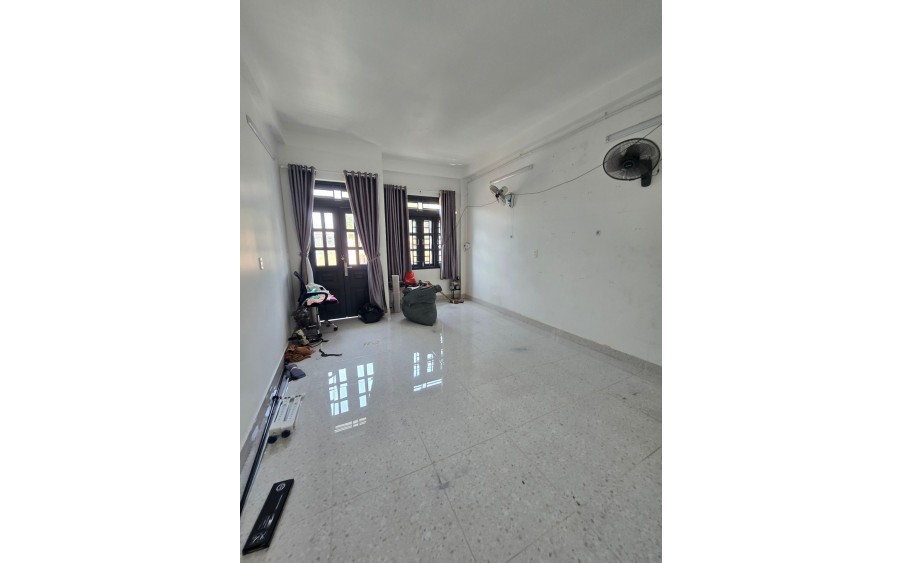 BÁN GẤP NHÀ 5 TẦNG, HẺM NHỰA XE TẢI 6M NGAY CHỢ TÂN HƯƠNG, GIÁ NHỈNH 8 TỶ