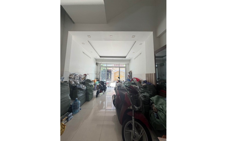 BÁN GẤP SIÊU PHẨM NHÀ ĐẸP 4 TẦNG TÂN PHÚ, XE HƠI ĐỂ TRONG NHÀ, HẺM 6M THÔNG, KHÔNG LỘ GIỚI 8.x Tỷ