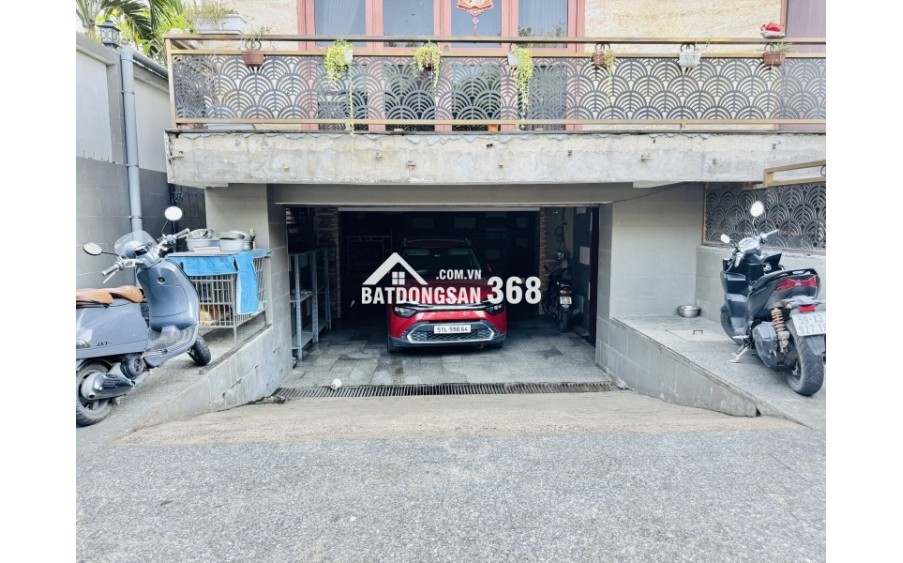 Bán Biệt Thự Triệu Đô Linh Đông Thủ Đức - 450m² - Ngang 18m - 5 Tầng Có Thang Máy - Giá 33 Tỷ