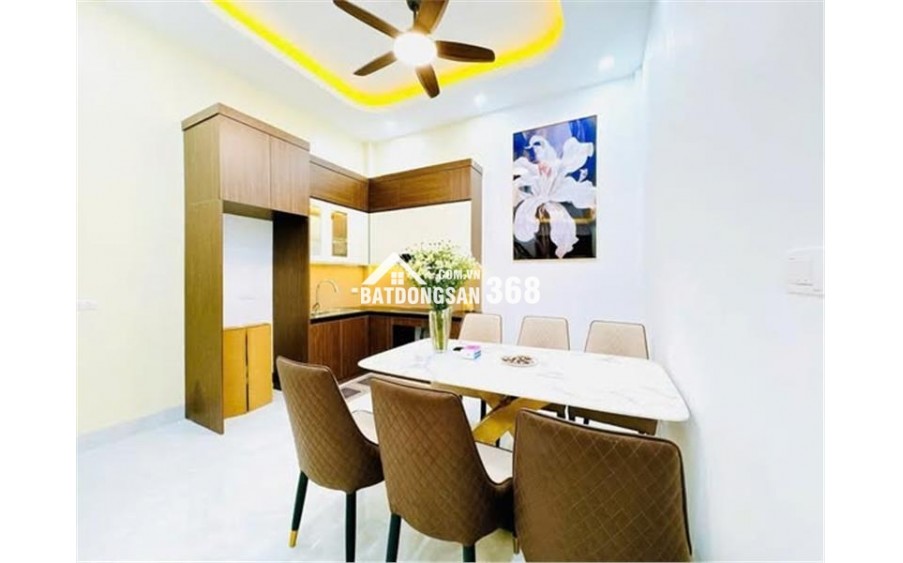 48m², 4 tầng, Ô tô đỗ cửa – Trường Chinh, Đống Đa – Nhà đẹp, full nội thất, ở ngay
